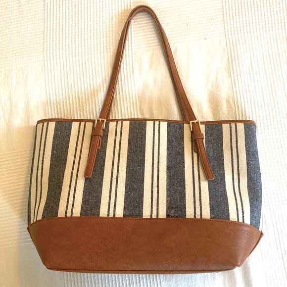 Urban Expressions Handbags - Vegan leather and canvas shoulder bag